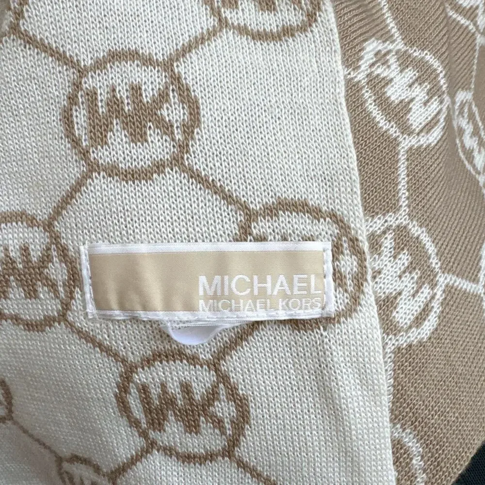 MICHAEL KORS Jet Set Logo Muffler Reversible Scarf Tan White